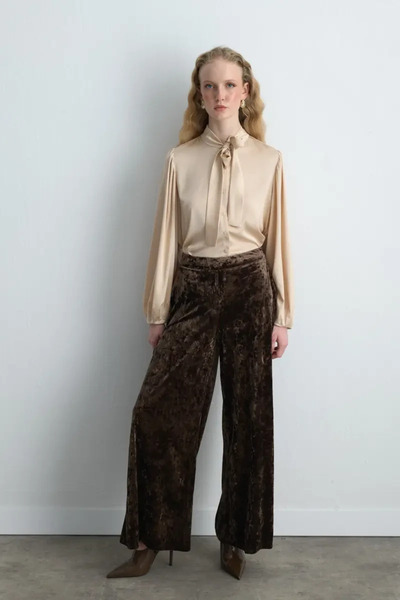 Gusto Anka Collection Wide Leg Velvet Trousers - Khaki