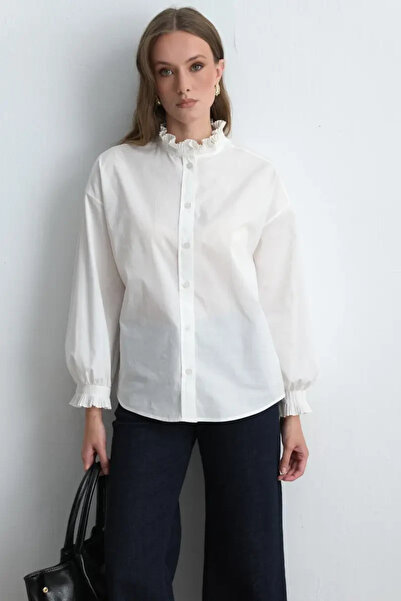 Gusto Cotton Shirt with Pleated Collar and Sleeves - White