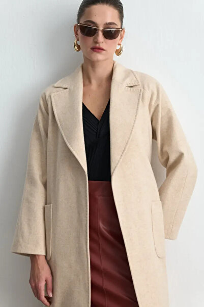 Gusto Classic Wool Coat - Beige