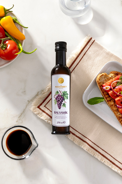 HASANBEY ÇİFTLİĞİ Doğal Fermente Balsamik (Balzamik) Sirke 250 Ml
