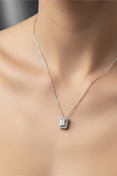 Dağıstanlı Kuyumculuk 0.22 Karat Pırlantalı 14 Ayar Altın Baget Taşlı Kolye