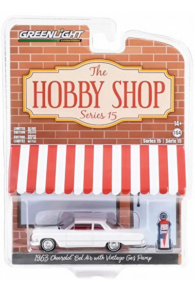 Greenlight 1/64 The Hobby Shop Series 15- 1963 Chevrolet Bel Air with Vintage Gas Pump 97150-A