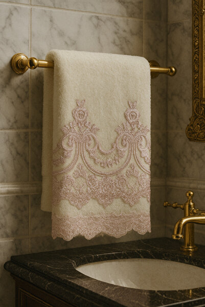 Çeyiz Bahçesi منشفة مخملية من الدانتيل الفرنسي Mihrimah