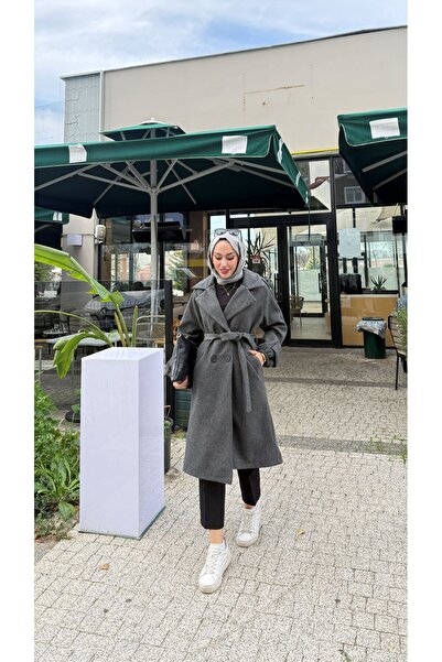 BURCU TESETTÜR Önü Düğmeli Kaşe Kaban 3301