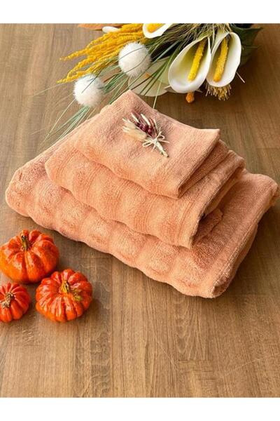The Mia Fine Cotton Terracotta Towel Set of 3