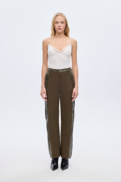 Quzu Lace Collar Strap Bodysuit Ecru