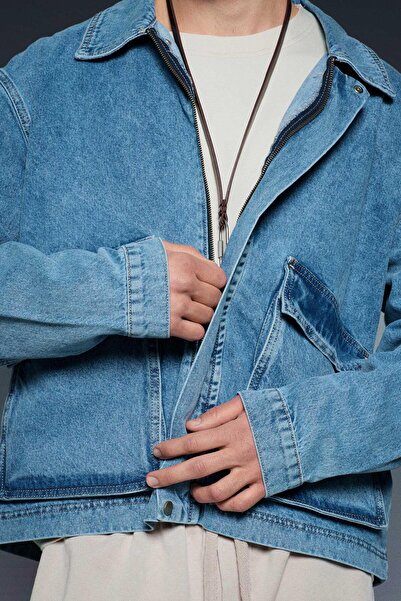 ablukaonline Ανδρικό τζιν μπουφάν με oversized τσέπες μπλε