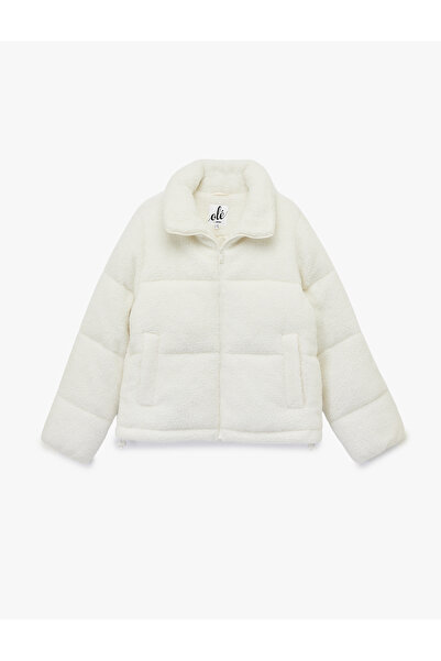 Koton Λούτρινο παλτό με φερμουάρ ψηλός λαιμός με μακρυμάνικη λεπτομέρεια τσέπης