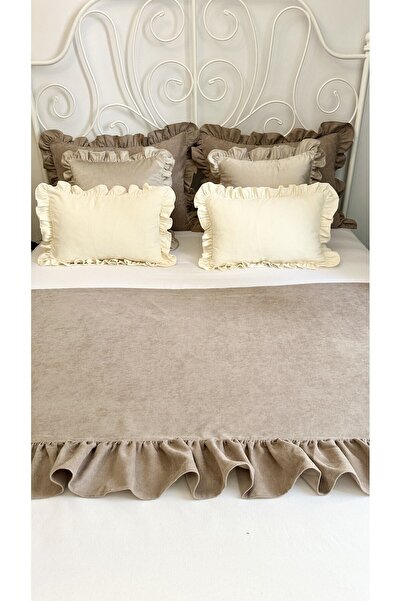 Decamor home Milky Coffee Ruffled Bed Runner Throw Pillow Set Bedspread Double Size 3 Pieces
