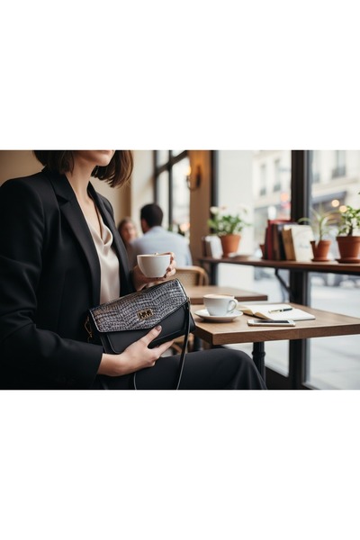 Lux Leder حقيبة كتف نسائية من الجلد الطبيعي بطباعة فينوس باللون الأسود