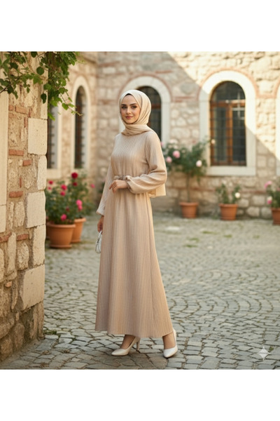 QSS Rochie de seară din tesut crem plisat