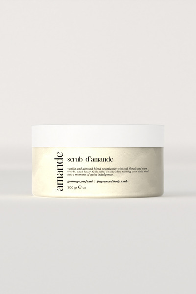 Amande Body Scrub Besleyici Arındırıcı Nemlendirici Vücut Peelingi 300 gr