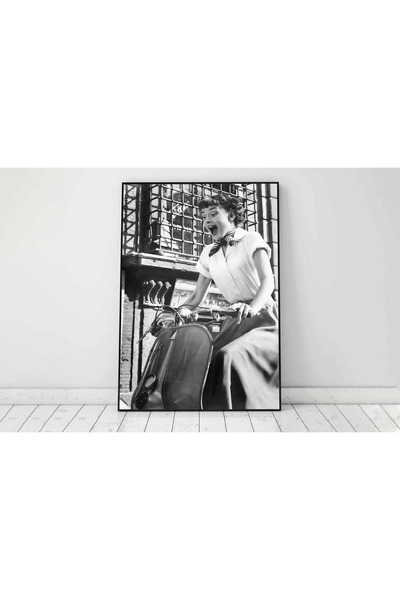 512 STORE Vintage Artist Audrey Hepburn Black/White Çerçevesiz Kuşe Kağıt Pos...