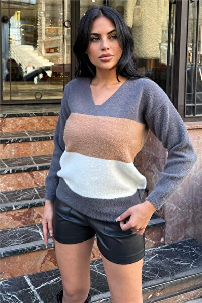 WeShaya Anthracite Striped V-Neck Sweater