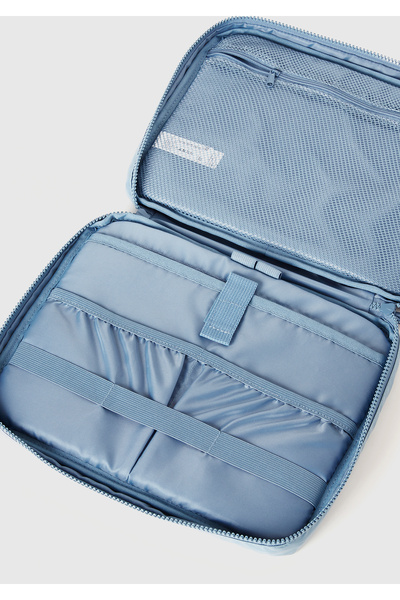 United Colors of Benetton Unisex Blue Padded Shiny Organizer Bag