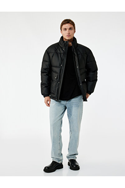 Koton Regular Fit Flap Pocket Detailed Zippered Long Sleeve Mock Neck Winter Puffer Coat