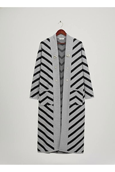 YusGos Women's Hijab Button Detailed Long Striped Cardigan