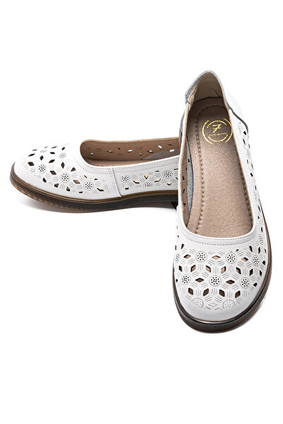 FORMAZIONE Women's Casual Shoes 2286 Cream