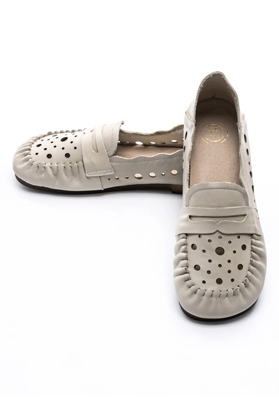 FORMAZIONE Women's Casual Shoes 8120 Cream