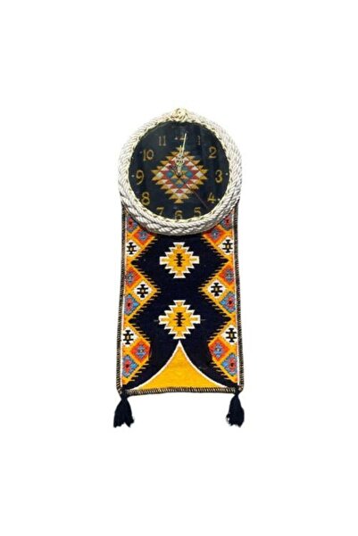 Gerenic Traditional wall clock with Sadu design