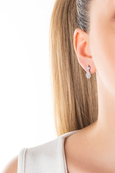 So CHIC... Zambak Işıltısı 18 Ayar Beyaz Altın Kaplama Gümüş Küpe