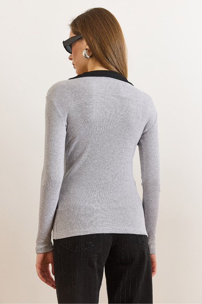 Olalook Women's Gray Black Color Block Polo Neck Cotton Stretchy Blouse Blz-19003104