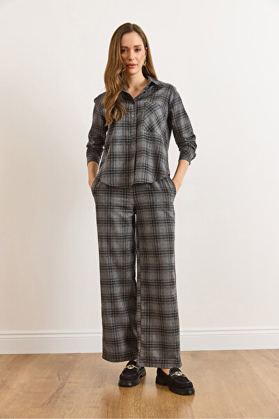 Olalook Women's Gray Elastic Waist Pocket Plaid Wide Leg Winter Trousers Pnt-19000381