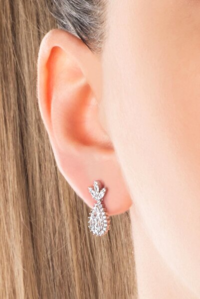 So CHIC... Zambak Işıltısı 18 Ayar Beyaz Altın Kaplama Gümüş Küpe