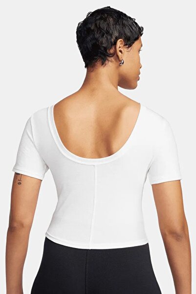Nike Sportswear Chill Knit Tight Fit T-Shirt Women's Mini Corded Fabric Tight Cut Round Back T-Shirt Kı