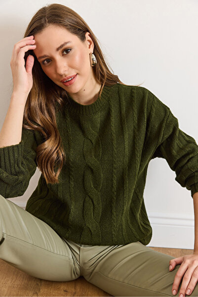 Olalook Women's Emerald Green Hair Braid Detailed Soft Textured Knitwear Sweater Kzk-19001074