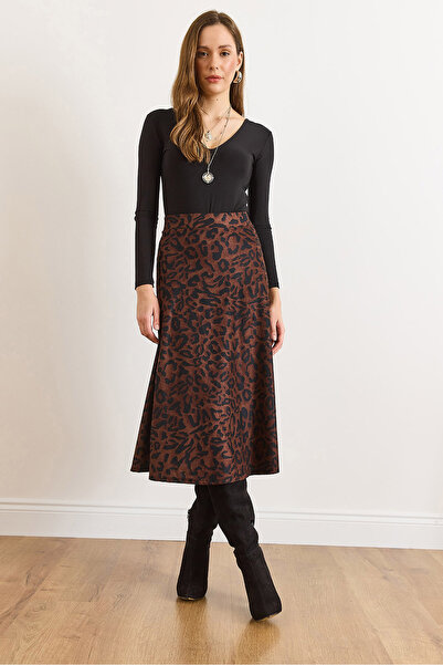 Olalook Women's Leopard Brown Elastic Waist Suede Textured Bell Skirt Etk-19000141