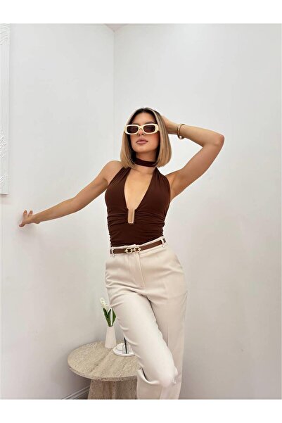 Coral Boyun Bağlamalı Aksesuarlı Büzgülü Bluz 20069 Kahve