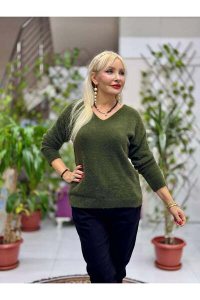 Punta Otantik Yg24029 Italian V-Neck Plush Angora Sweater Khaki