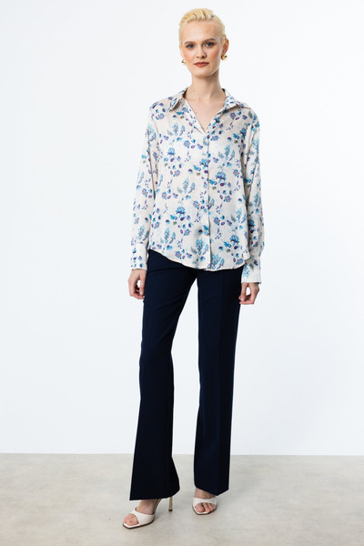 ON Minimalist Floral Pattern Women's Shirt - Long Sleeve - Regular Fit
