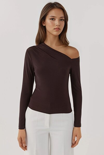 Hiccup Asymmetric Neckline Long Sleeve Slim Fit Stretchy Knitted Top