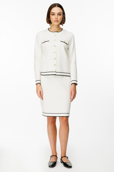 ON Minimalist Midi Pencil Skirt - Stylish and Comfortable Everyday Outfits