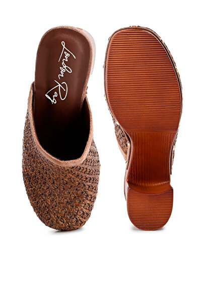 london Rag Women Raffia Platform Clogs in Brown