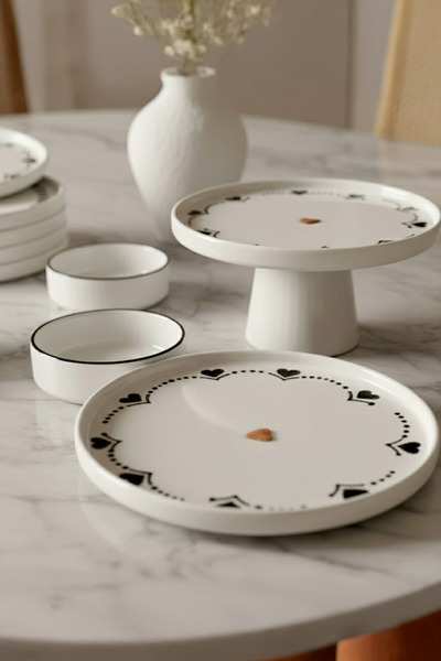 Kitchen Life Premium Black Hearts Breakfast Set with Stand - Handmade Heart Breakfast Set