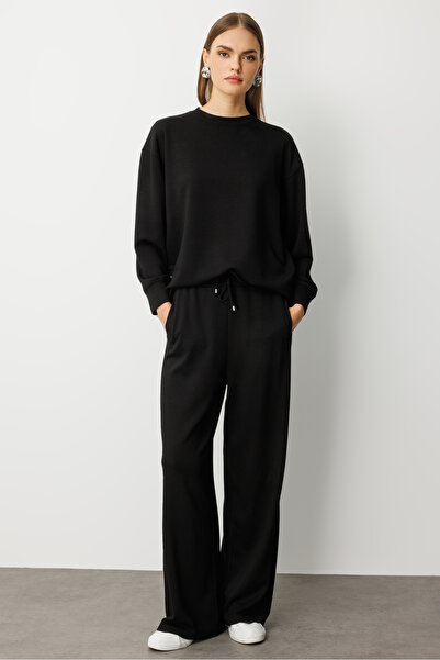 Mizalle Beli Lastikli Yumuşak Dokulu Siyah Jogger Pantolon
