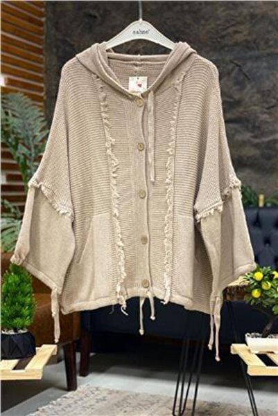 sahnemoda Hooded Tasseled Buttoned Bat Cardigan