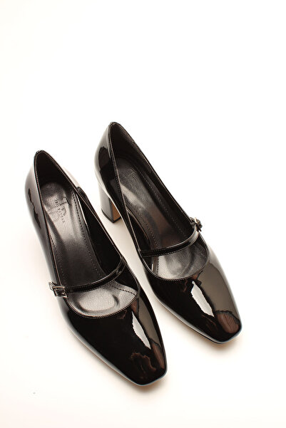 İDİL Black patent leather women's heels