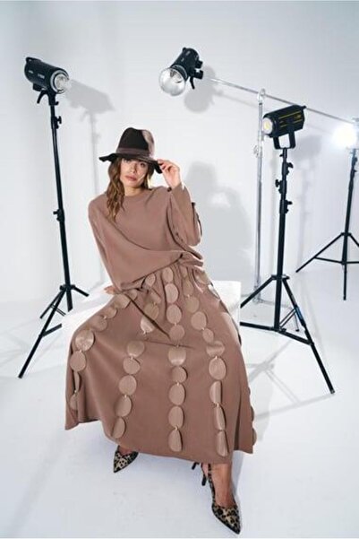 Ceremony Cookie Leather Particle Detail Waist Elastic Skirt Suit