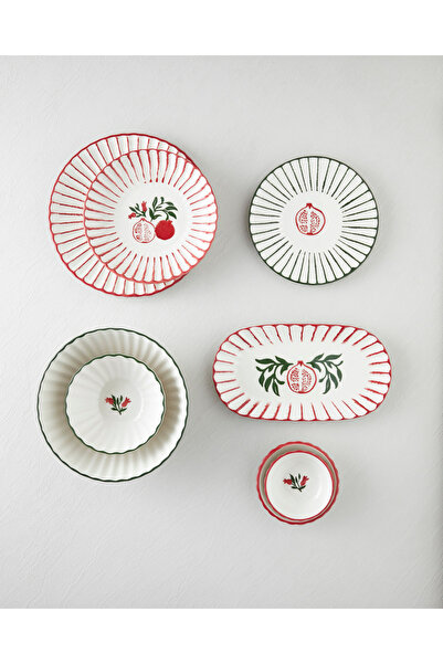 English Home Etna Ceramic Serving Plate 26.5 cm Red