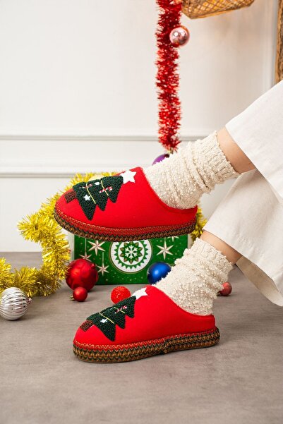 FUGA MODA Noelia Red Christmas Tree Embossed Embroidered Silent Sole Christmas Gift Slippers House Slippers