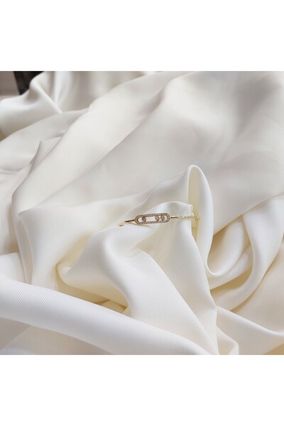 NOVA GRUP MÜCEVHERAT TAŞLI OVAL HAREKETLİ KELEPÇE BİLEZİK 14 AYAR ALTIN