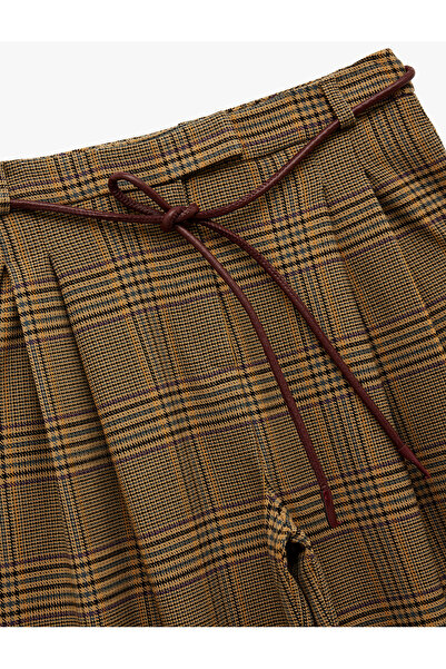 Koton X Melis Ağazat - Plaid Balloon Pants with Pocket Detail, Pleated Detail, and Belt