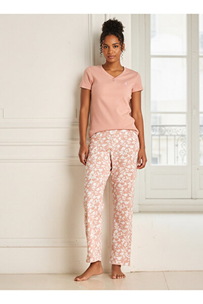 FAV طقم بيجامة تي شيرت وبنطلون