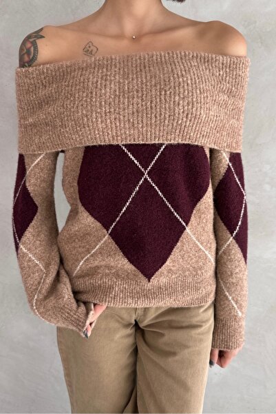 New Now Baklava Pattern Madonna Neck Tricot Sweater