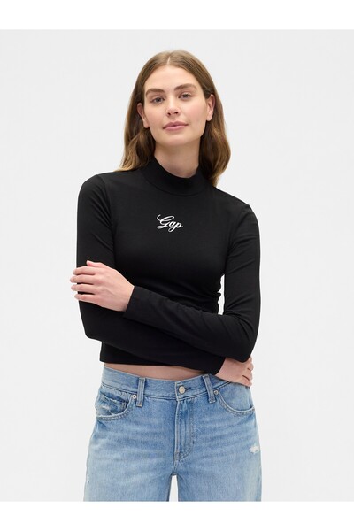 GAP Kadın Siyah Crop Logo Mockneck T-Shirt