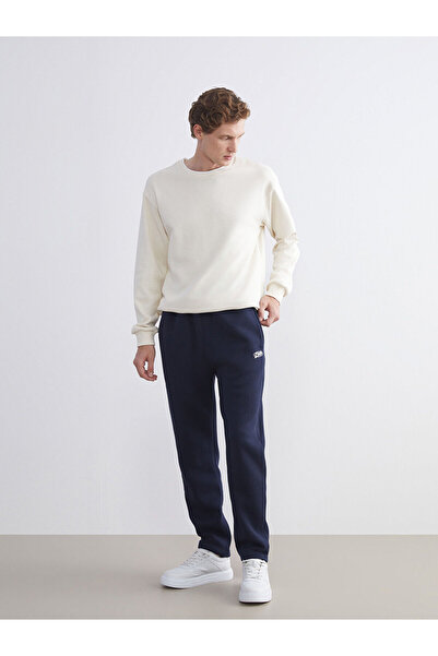 LC Waikiki Ανδρικό παντελόνι σε μπλε ναυτικό τύπο Standard Fit